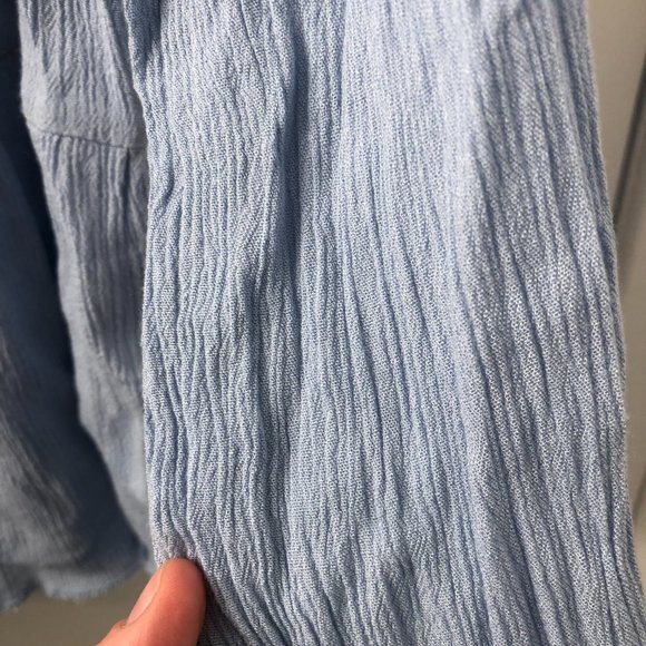 Cute boho top with crochet sleeve detail - Picture 5 of 6